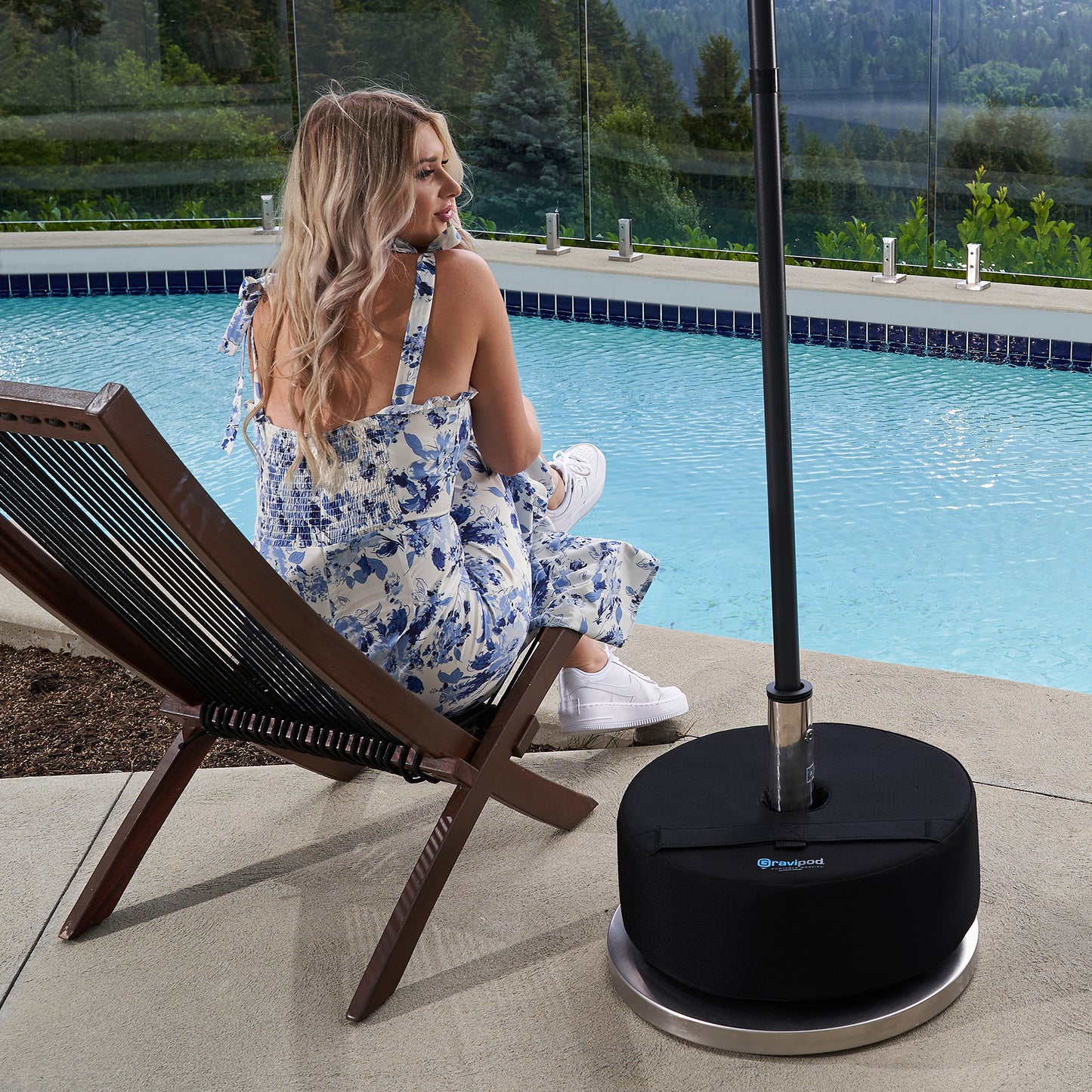 Gravipod 18" Round Offset Patio Umbrella Base Weight Bag